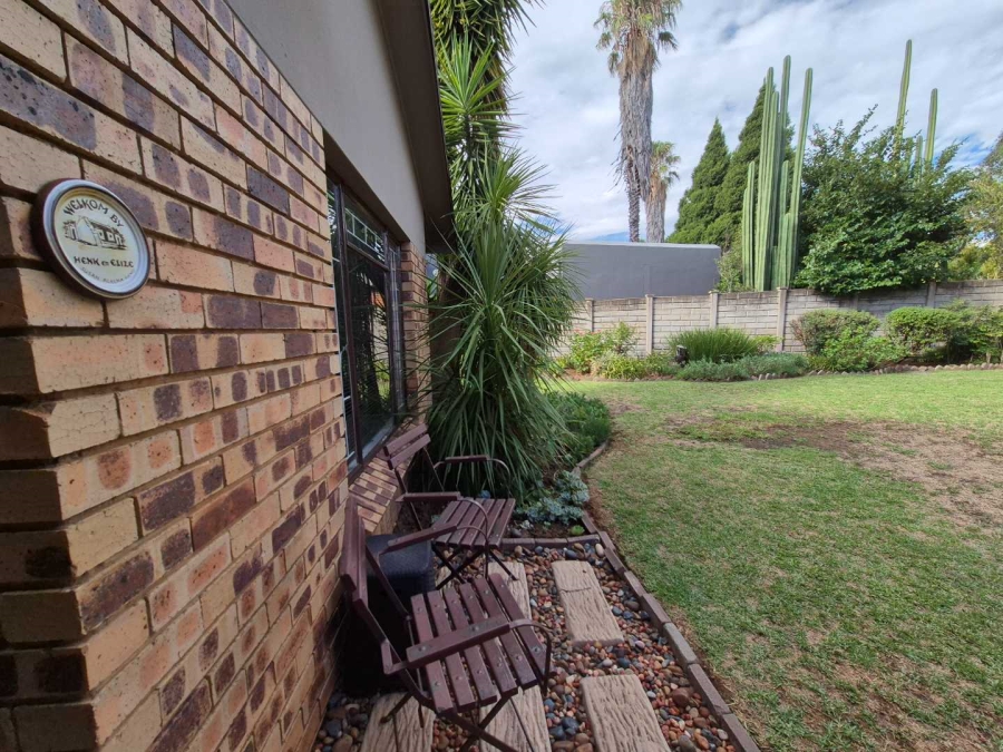 4 Bedroom Property for Sale in Heuwelsig Free State